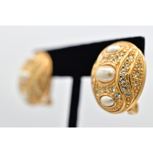 Christian Dior Vintage Clip On Earrings Rhinestone Crystal Pearl Gold Signed 9I - Picture 2 of 12